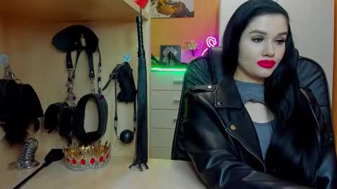 Mistress Kristi online show from 04-15-26, 06:37