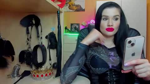 Mistress Kristi online show from 05-25-26, 07:09
