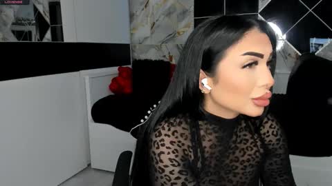 mistress_meryem online show from 03-11-25, 03:05