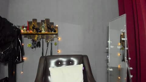 Mistress Pamela online show from 01-04-25, 05:16