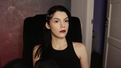 Miss Rochelle online show from 02-17-25, 05:10