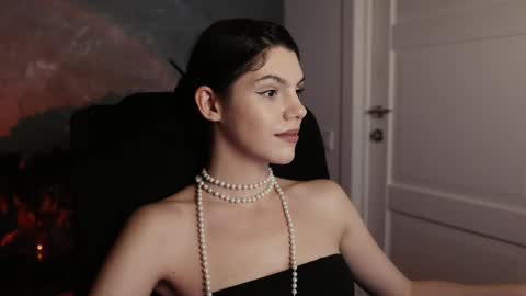 Miss Rochelle online show from 03-05-25, 01:21