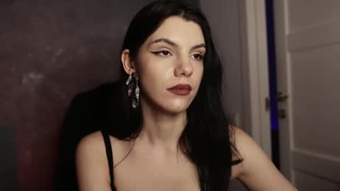 Miss Rochelle online show from 03-11-25, 03:05