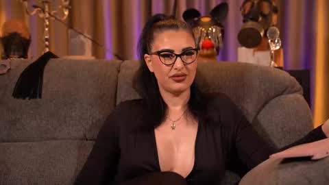 Mistress Kelly online show from 12-18-25, 01:33