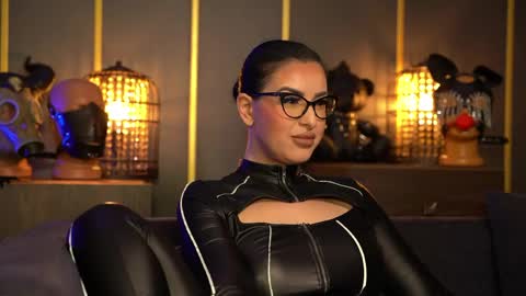 Mistress Kelly online show from 04-23-26, 10:12