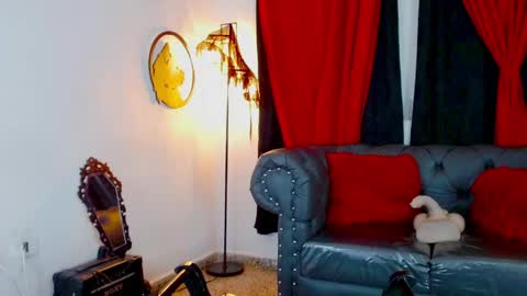 Mistresslombana online show from 04-28-26, 05:12