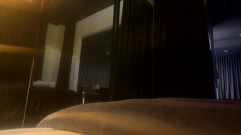 mistressmala1 online show from 06-18-26, 08:47