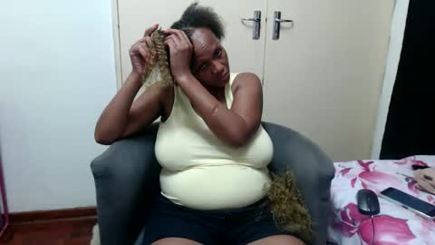 mistressshirleyx online show from 10-30-25, 05:57