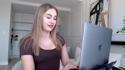 mistressuniverse online show from 03-10-26, 09:36