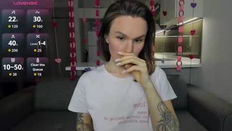 Snapshot of misty_myers chatting on 02-10-26, 09:41 misty_myers online show from 02-10-26, 09:41