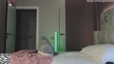 misty_roseee online show from 01-25-25, 04:13