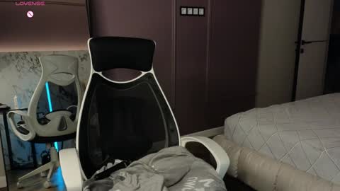 misty_roseee online show from 02-06-25, 07:13