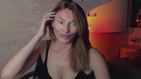 MistyBarnes NONUDE MODEL online show from 06-13-26, 07:45