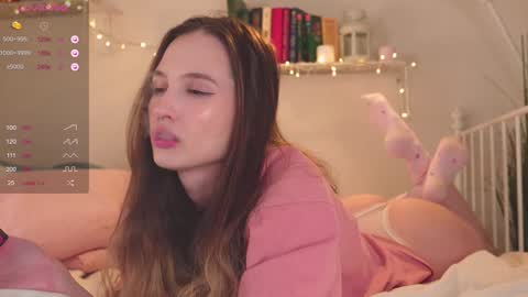 Snapshot of mita_mp4 chatting on 12-31-24, 04:14 Mita online show from 12-31-24, 04:14