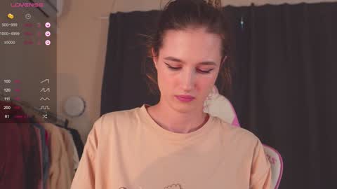 Snapshot of mita_mp4 chatting on 01-22-25, 04:23 Mita online show from 01-22-25, 04:23