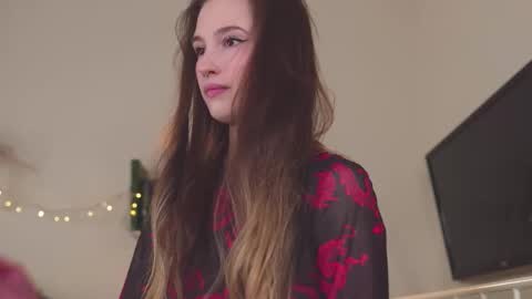 Snapshot of mita_mp4 chatting on 03-09-25, 05:00 Mita online show from 03-09-25, 05:00