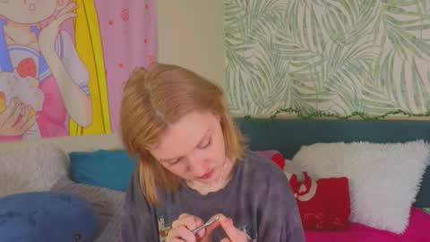 alice online show from 09-25-25, 01:59