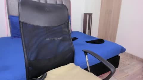 Snapshot of mitchbukanan chatting on 05-21-26, 01:01 mitchbukanan online show from 05-21-26, 01:01