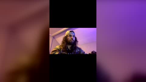 Snapshot of mitchelllane999 chatting on 11-30-25, 12:36 wassi2kezzy online show from 11-30-25, 12:36