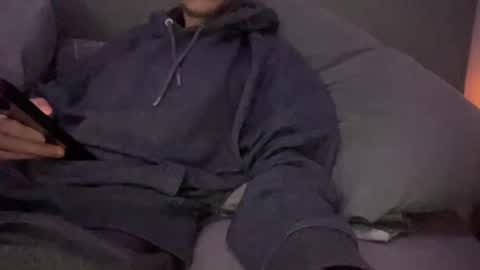 Snapshot of mitchellw7752 chatting on 10-24-25, 09:06 mitchellw7752 online show from 10-24-25, 09:06