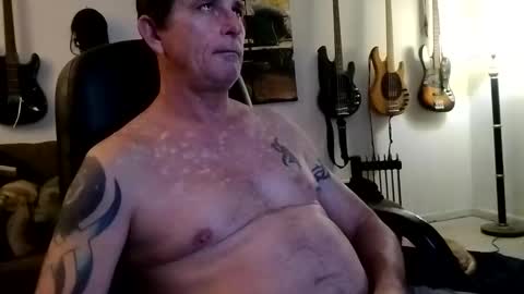 Snapshot of mitchnails69 chatting on 02-02-25, 10:35 BobbyMitchGa online show from 02-02-25, 10:35