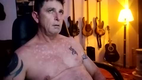 Snapshot of mitchnails69 chatting on 02-13-25, 01:29 BobbyMitchGa online show from 02-13-25, 01:29