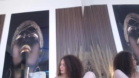 Mtica Brennet online show from 09-09-25, 03:39