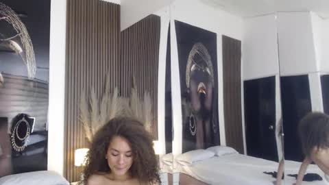 Mtica Brennet online show from 09-20-25, 03:07