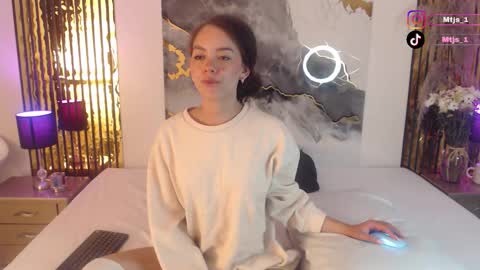 Mtica Brennet online show from 02-28-26, 06:36