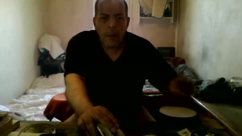 Snapshot of mito51 chatting on 09-18-25, 07:10 mito51 online show from 09-18-25, 07:10