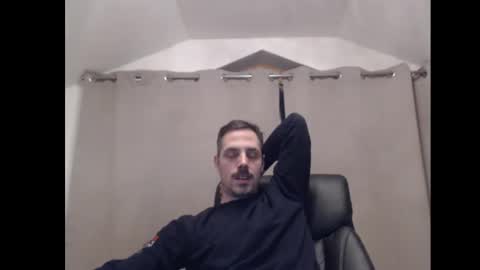 Snapshot of mitsch01 chatting on 03-07-25, 11:49 Mitsch online show from 03-07-25, 11:49