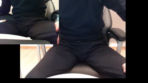 Snapshot of mitsch01 chatting on 03-08-25, 11:58 Mitsch online show from 03-08-25, 11:58