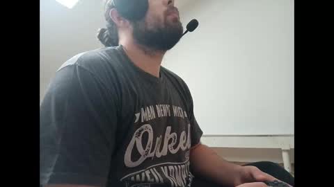 Snapshot of mitschlwappl chatting on 11-10-25, 11:53 MichlBlack online show from 11-10-25, 11:53