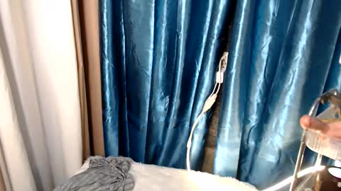 Nardz online show from 10-14-25, 03:07