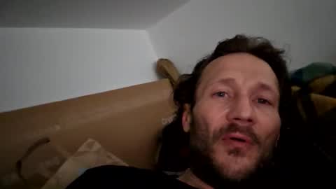 Mitzio11 online show from 11-10-25, 06:56