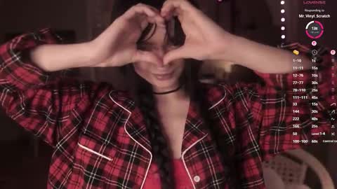 Yuka online show from 12-05-25, 05:53