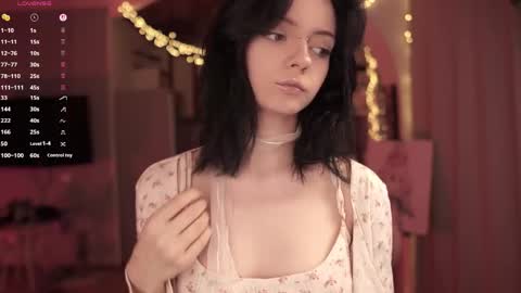 Yuka online show from 04-04-26, 05:43