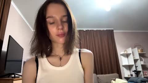 Snapshot of mivique chatting on 06-10-26, 11:35 mivique online show from 06-10-26, 11:35