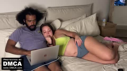 Ur Fav Island Couple online show from 09-19-25, 02:13