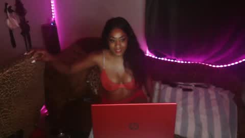 Precious online show from 09-26-25, 01:09