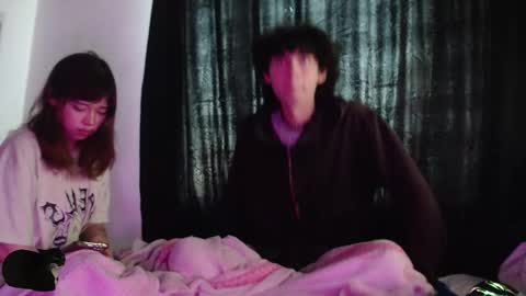 Snapshot of mixipeach chatting on 01-19-26, 12:42 Naomi and Nekorii online show from 01-19-26, 12:42