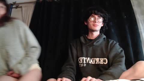 Snapshot of mixipeach chatting on 02-09-26, 03:43 Naomi and Nekorii online show from 02-09-26, 03:43