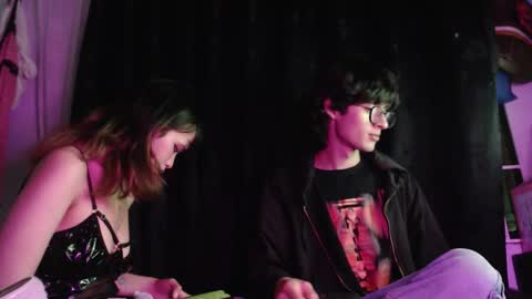 Snapshot of mixipeach chatting on 03-01-26, 12:01 Naomi and Nekorii online show from 03-01-26, 12:01