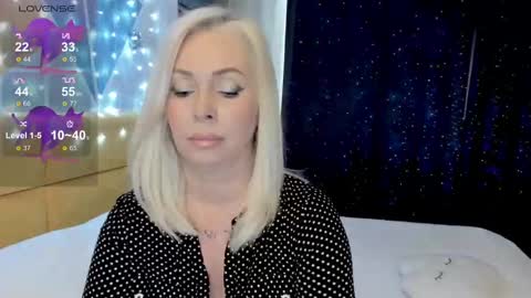 Snapshot of miya_kisss chatting on 02-22-25, 08:50 Miya online show from 02-22-25, 08:50