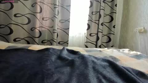 Miya online show from 10-09-25, 02:53