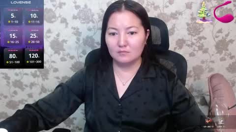 Snapshot of miya_sexasian chatting on 12-14-24, 01:39 Miya asian online show from 12-14-24, 01:39