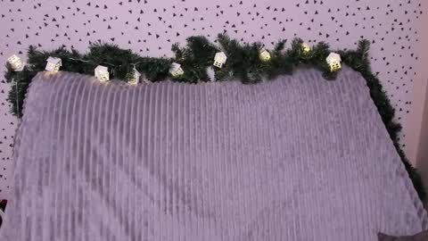 Miya online show from 12-21-25, 01:24