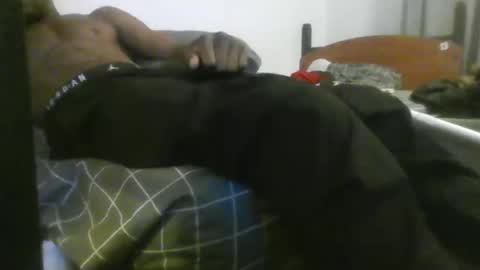 Snapshot of mizerze chatting on 10-19-25, 02:12 mizerze online show from 10-19-25, 02:12