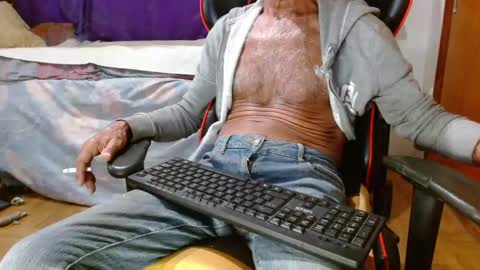 Mario jose online show from 12-24-24, 09:44