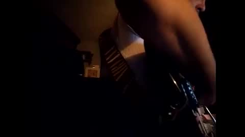 Snapshot of mjmckenz55 chatting on 10-05-25, 01:15 Daddy720 online show from 10-05-25, 01:15